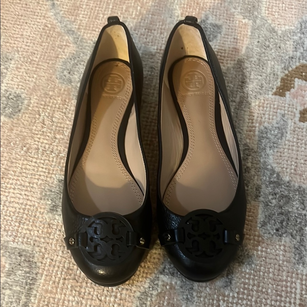 Tory Burch Black Flats with Logo Detail